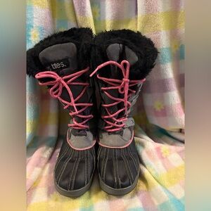 Totes snow boots